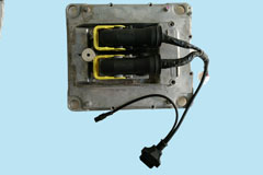原廠沃爾沃共軌EECU電腦板插頭鏈接器快捷診斷刷寫插頭正品轉(zhuǎn)換器
